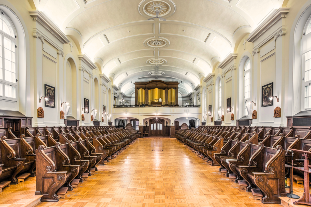 Grâce à la programmation d'activités du Monastère, des concerts classiques ont lieu régulièrement dans le chœur des Augustines.